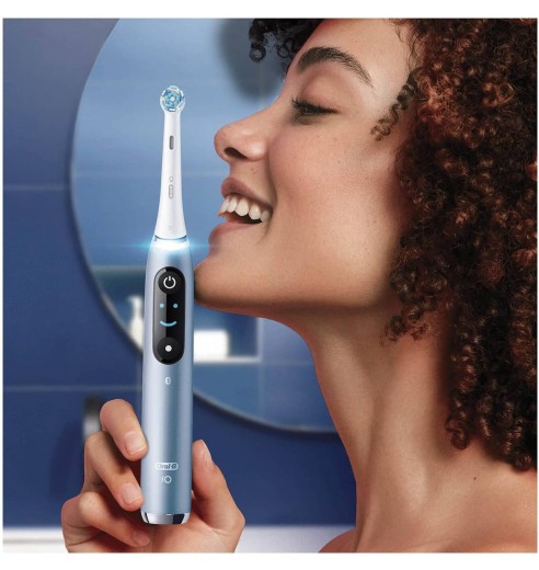Электрическая зубная щетка Oral-B iO 9 Luxe Edition Aqua Marine