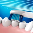 Электрическая зубная щетка Oral-B Pulsonic Slim Clean 2000 White