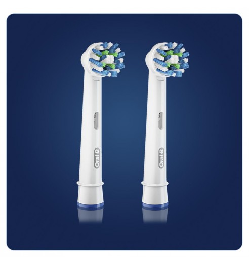 Насадка для эффективной чистки Oral-B CrossAction (2 шт)
