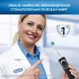 Набор электрическая зубная щетка Oral-B Vitality black + Ирригатор Oral-B Aquacare 4