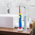 Набор электрических зубных щеток Oral-B Family Pack (Professional Care 500 + Kids D10.513K)