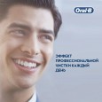 Электрическая зубная щетка Oral-B Vitality Pro D103.413.3 Cross Action Protect X Clean, черная