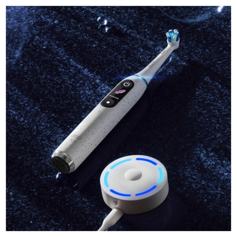 Электрическая зубная щетка Oral-B iO 10 Stardust White 11