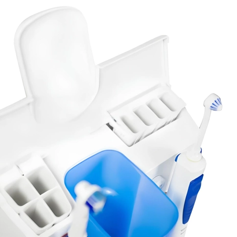 Набор Oral-B Ирригатор Professional Care OxyJet Cleaning system OC601.565.5 + Электрическая зубная щетка PRO 2000 2