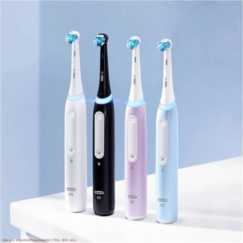 Электрическая зубная щетка Oral-B iO 4 10