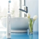 Электрическая зубная щетка Oral-B Genius X 20000 White D706.513.6 7