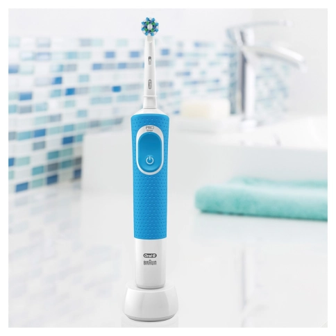 Электрическая зубная щетка Oral-B Vitality CrossAction Blue D100.413.1 в подарочной упаковке 3