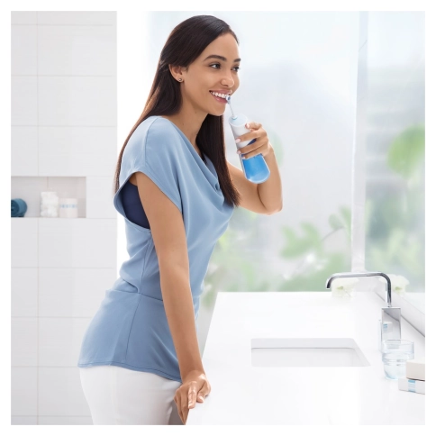 Ирригатор Oral-B Aquacare 4 Pro-Expert MDH20.016.2 9