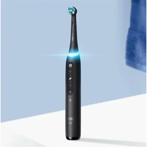 Электрическая зубная щетка Oral-B iO 5 Matte Black 1