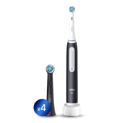 Электрическая зубная щетка Oral-B iO 3 Matt Black с насадками Ultimate Clean (4 шт) 0 Электрическая зубная щетка Oral-B iO 3 Matt Black с насадками Ultimate Clean (4 шт) 0