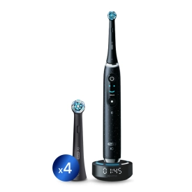 Oral-B iO 10 Cosmic Black c футляром и насадками Ultimate Clean (4 шт) черные